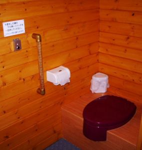 多目的トイレ内